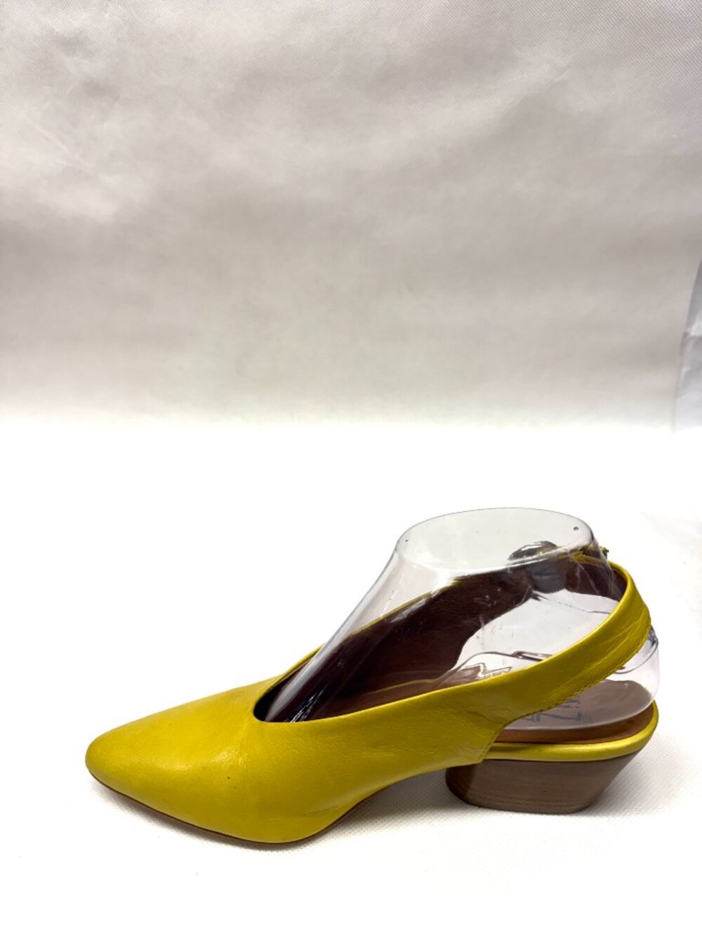 MIZ MOOZ WOMEN'S SLING STRAP LEATHER HEELED SANDALS LEMON 37EU / 7US # T-71 - Picture 3 of 5
